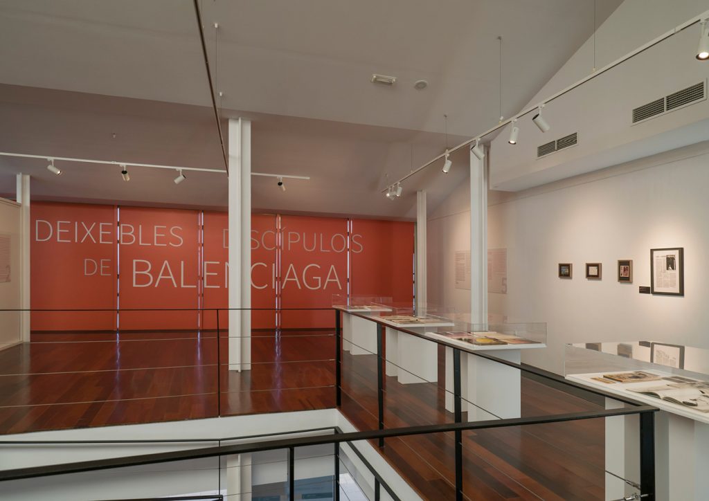 Fotografía del resultado de la exposición El Siglo de Balenciaga