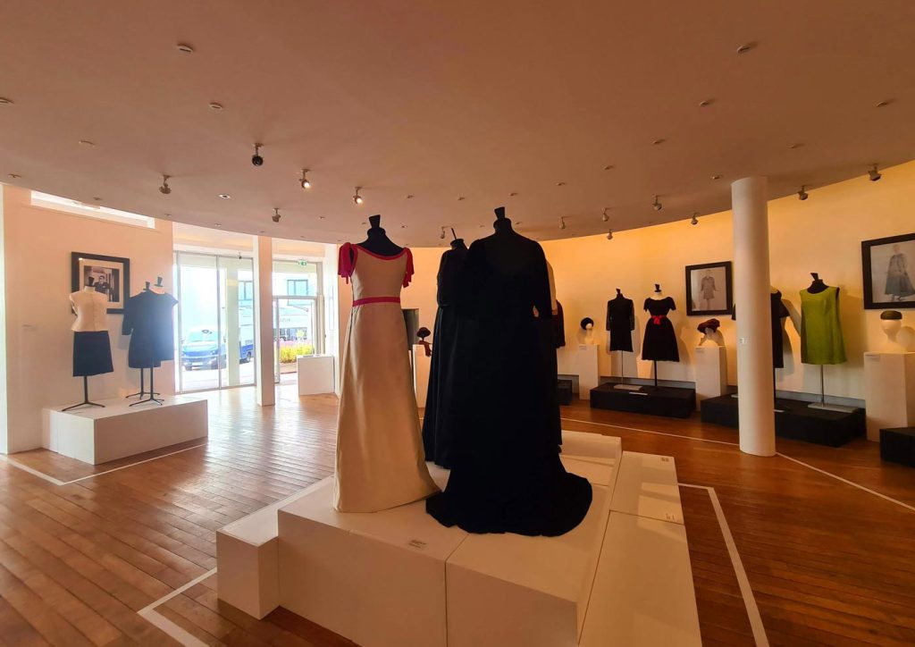 Exposición Balenciaga Le Magnifique